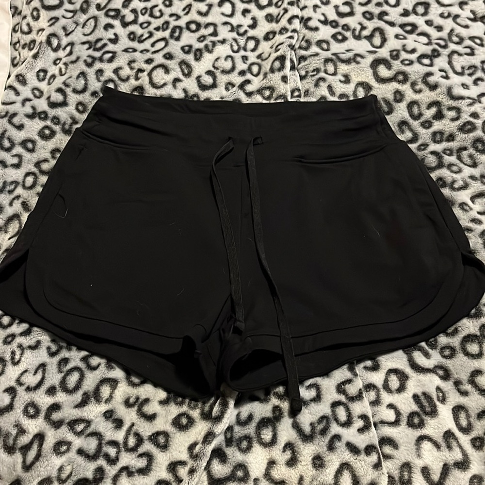 Zyia hybrid shorts